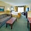 Holiday Inn Express Hotel & Suites Bismarck