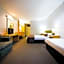 Sandown Regency Hotel & Apartments