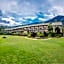 Hunasfalls Hotel
