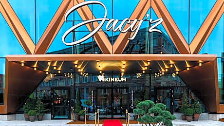 Jacy'z Hotel & Resort