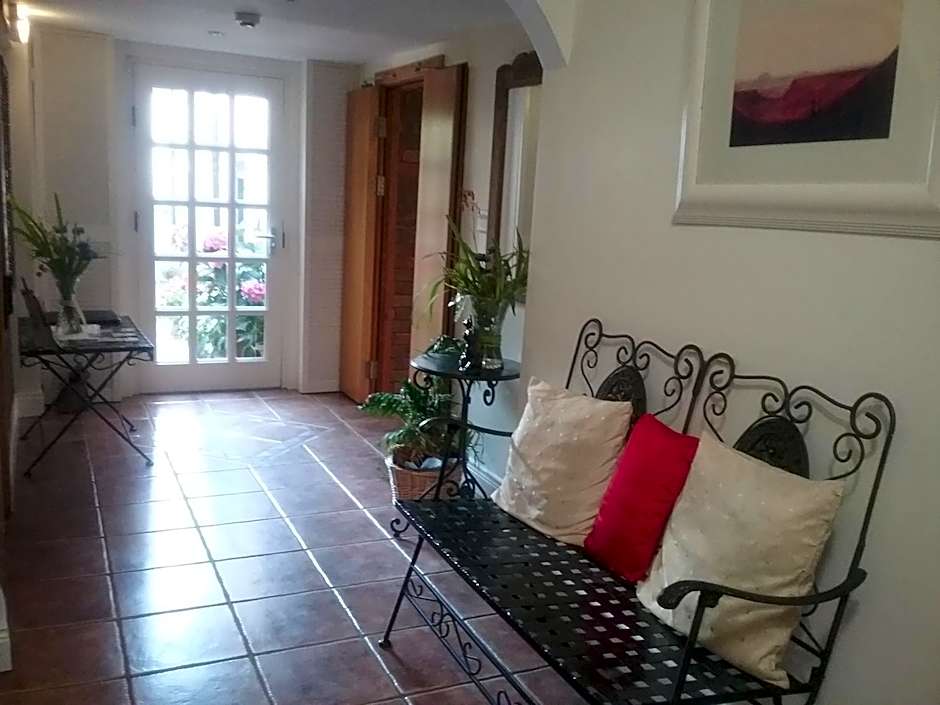 Ashleigh House Bed & Breakfast