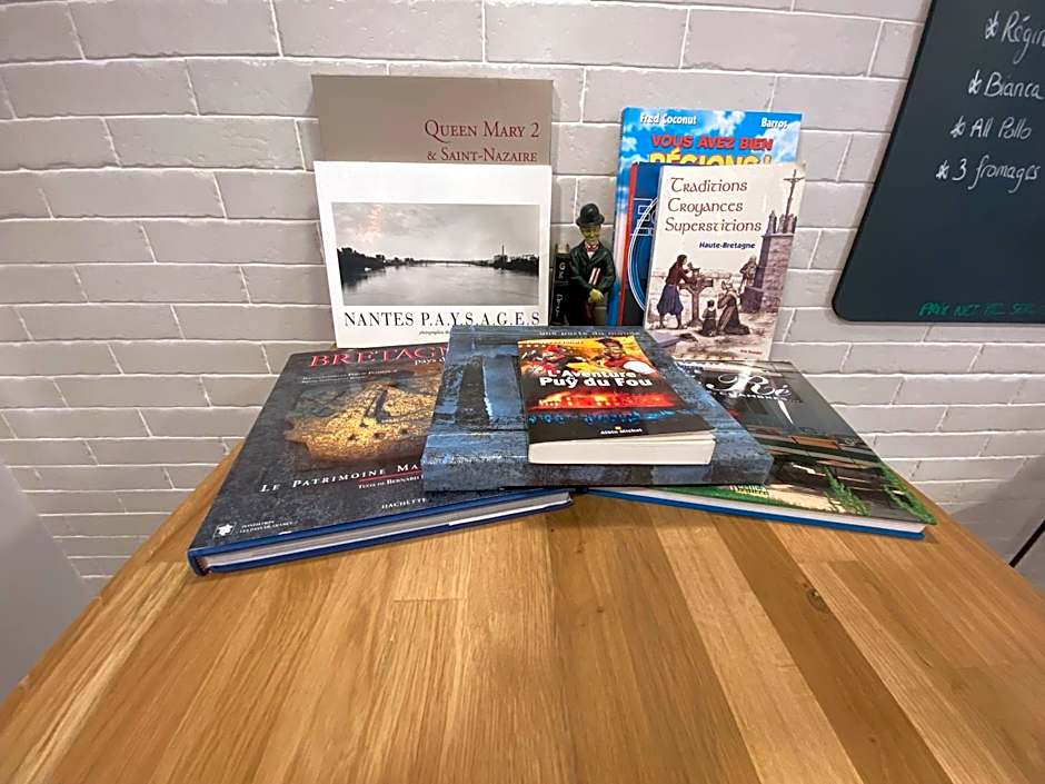 Campanile Nantes Reze Aeroport