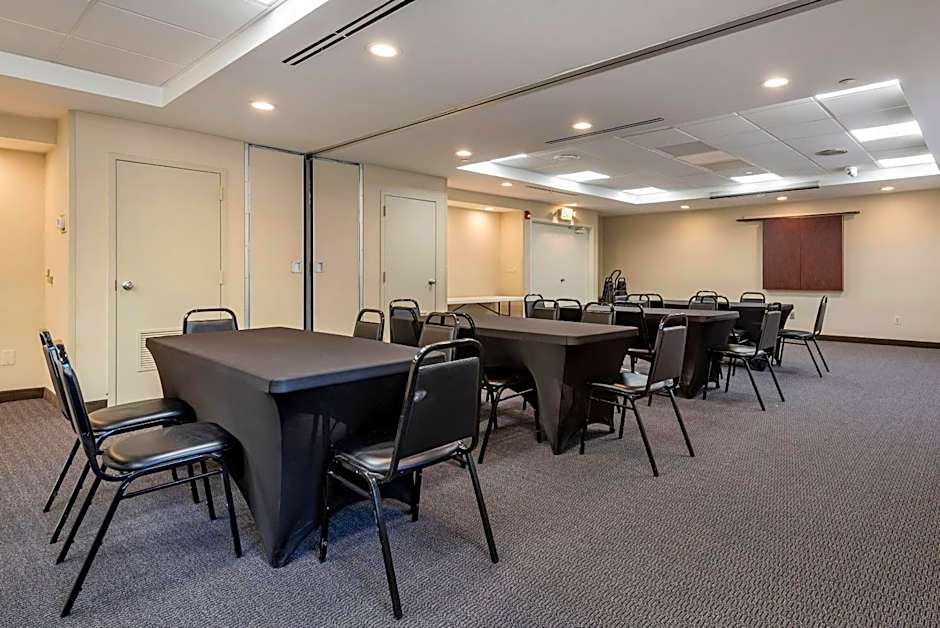 MainStay Suites Horsham - Philadelphia