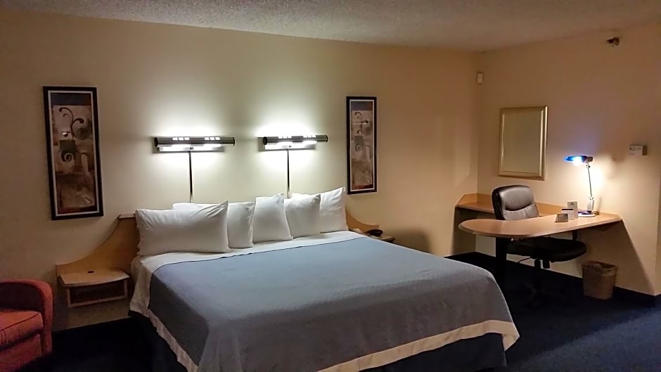 Days Inn by Wyndham Buena Park