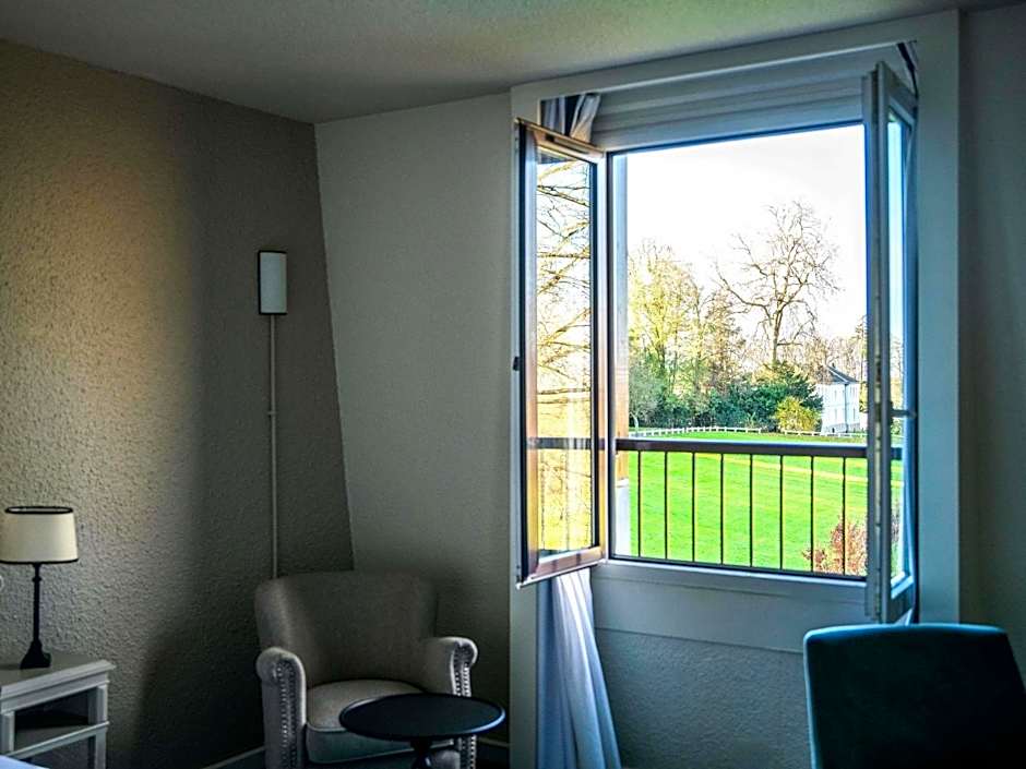 Novotel Chateau de Maffliers
