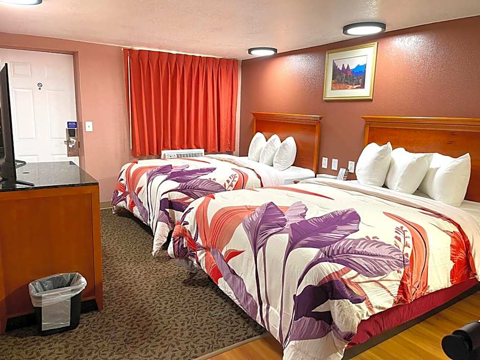 Annie Oakley Motel Oakley