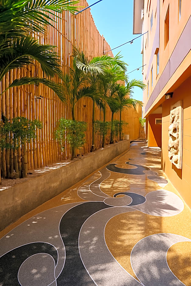 Baan Kamala Backpacker