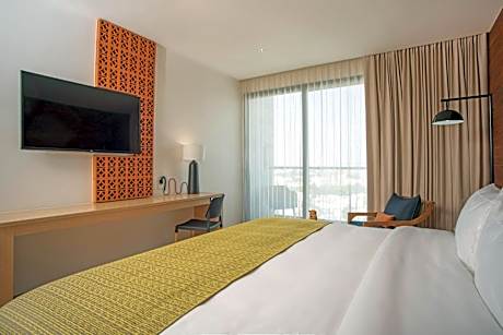 Standard King Room - High Floor