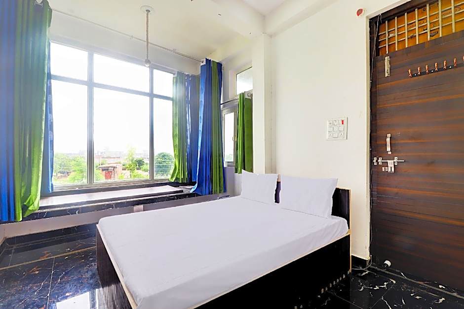 OYO  Ananya Hotel & AYURVEDA HWC