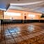 Hotel Embassy