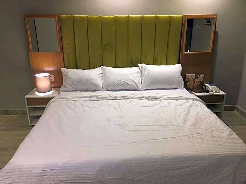 Blackwood Hotel