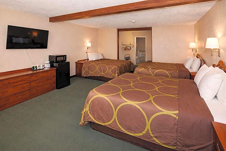 Foto 1 daripada 10 — Studio Multiple Beds Suite