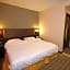 1 City Hotel