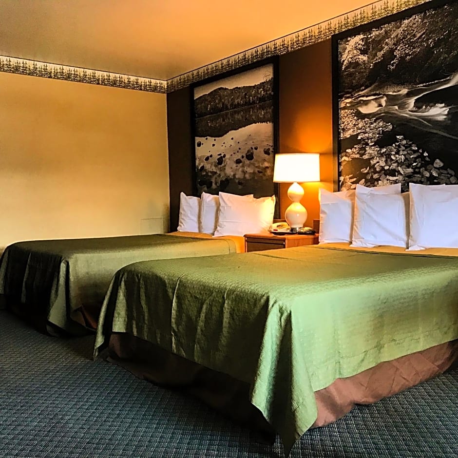 Super 8 by Wyndham Lake George/Downtown