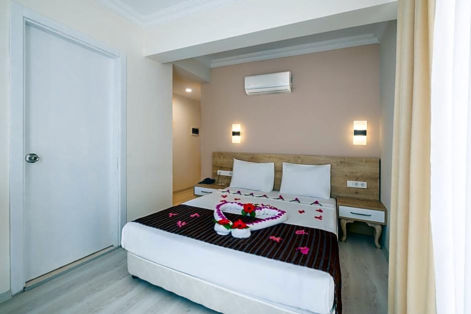 Viking Beach Hotel & Spa