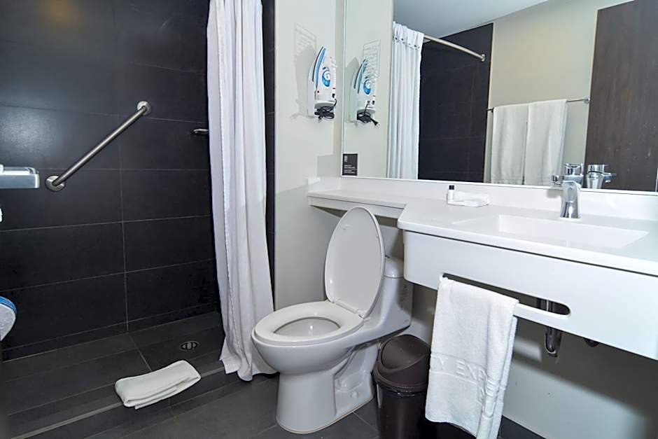 City Express Plus by Marriott Medellín Colombia