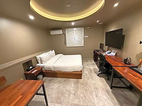 Standard Room - Check-In 3PM