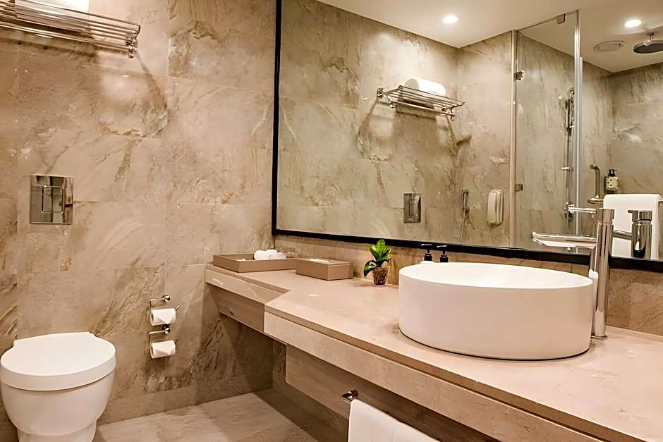 Lemon Tree Premier, Mumbai International Airport