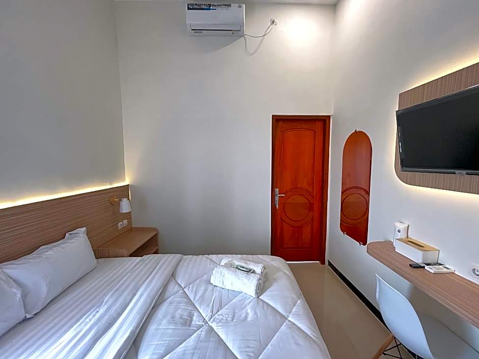 JENGGO Riverside RedPartners Kampung Inggris Pare