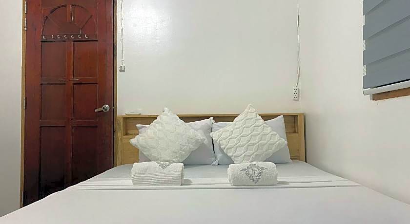 A&C Aquino Guesthouse