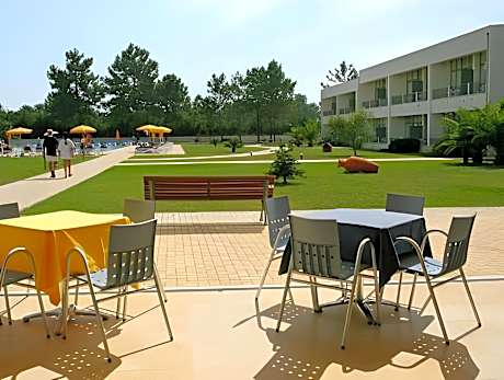 VILA PARK Nature & Business Hotel