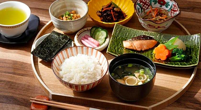 ANA Holiday Inn Tokyo Bay by IHG