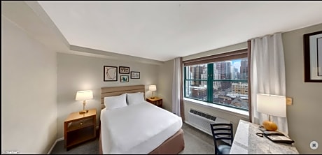 Queen Junior Suite