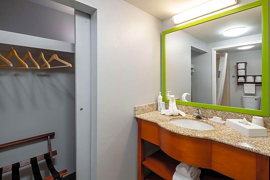 Hampton Inn By Hilton & Suites St. Louis At Forest Park, Mo