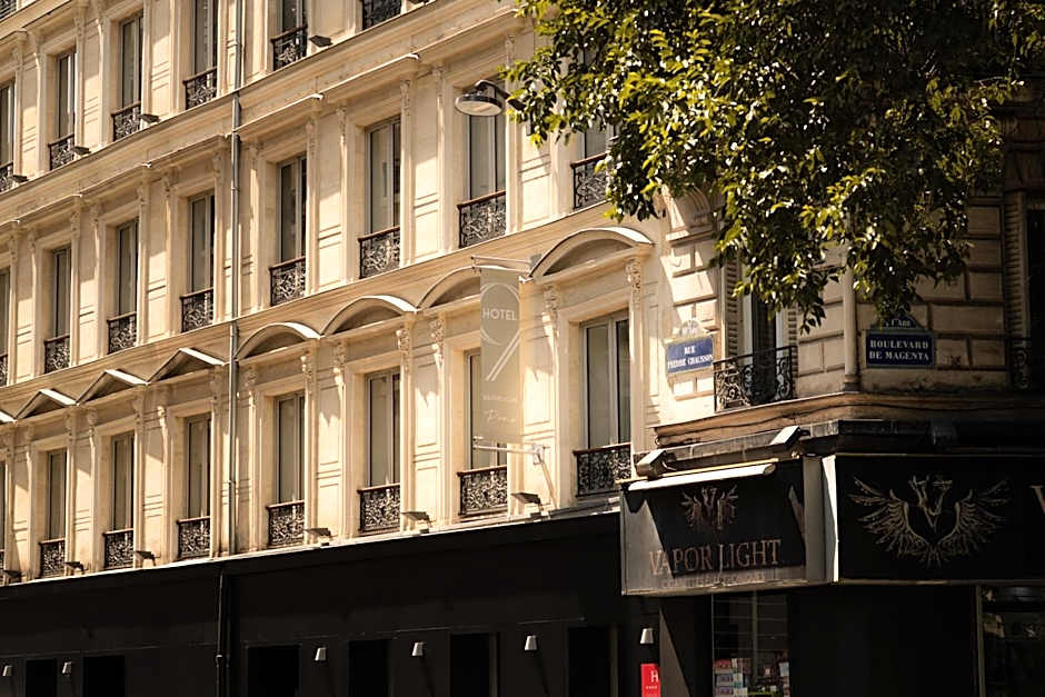 9Hotel Republique