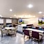 La Quinta Inn & Suites by Wyndham Walker-Denham Springs