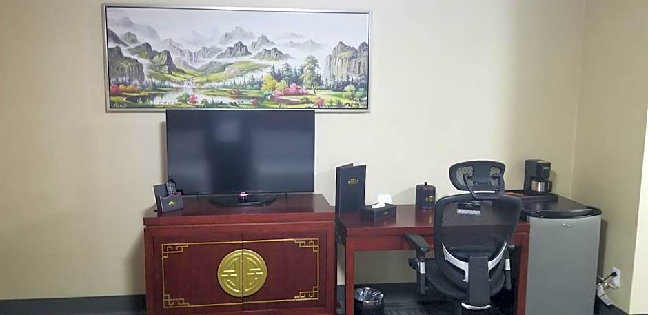 Baymont by Wyndham Montreal Airport