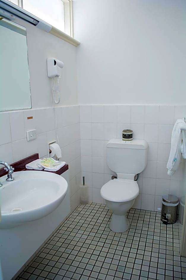 Alexander Motor Inn & Apartments