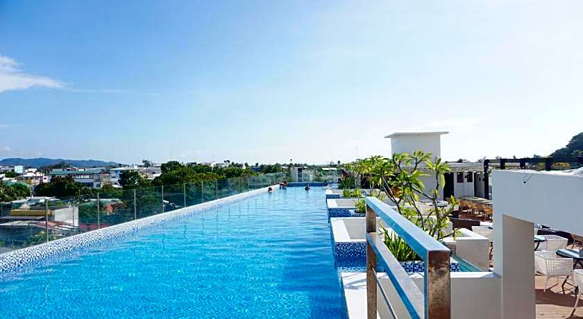 Ferra Hotel and Garden Suites