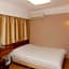 Holiday Hotel