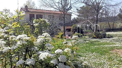 Bed And Breakfast Casale Isorella