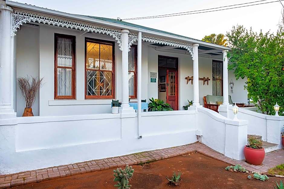 Karoo Ouberg Guest Lodge