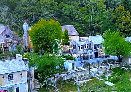 Dreamton Village