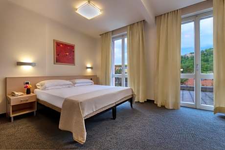 Quadruple Room with Garden View