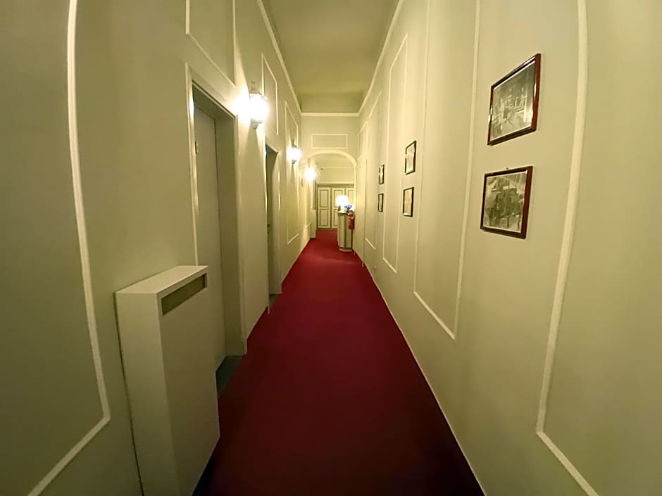 Hotel Tourist House