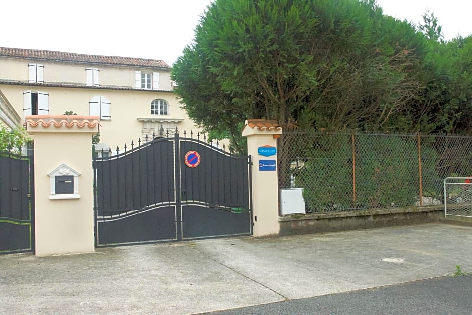 Le Clos des Cèdres b&b