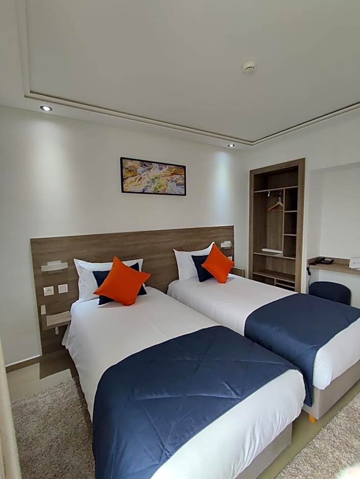 LOTUS HOTEL Casanearshore