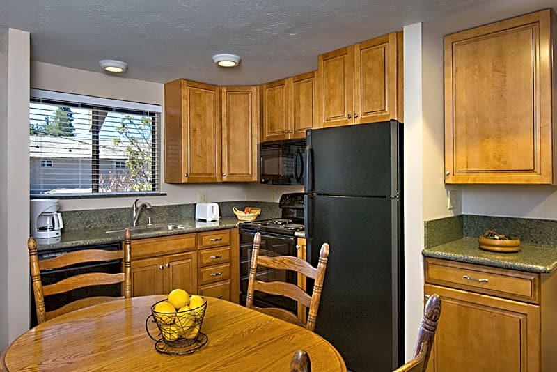 Tahoe Lakeshore Lodge & Spa