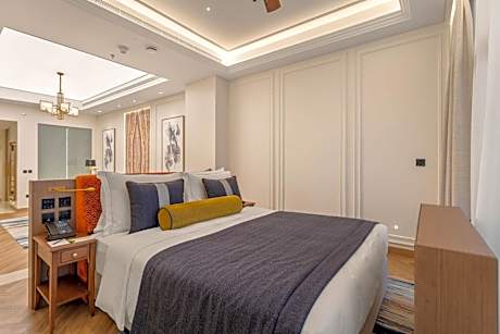 Executive Suite Sea View