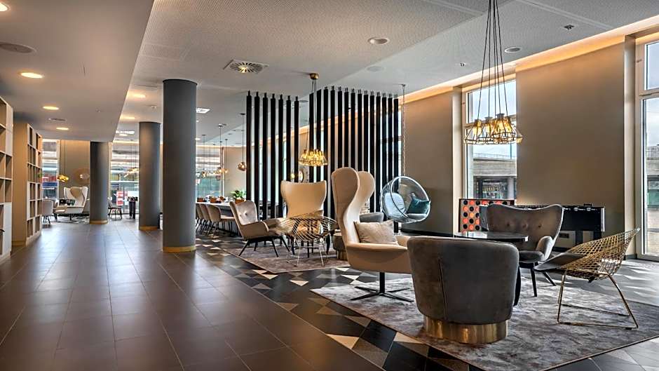 Holiday Inn - the niu, Ridge Halle Central Station By IHG