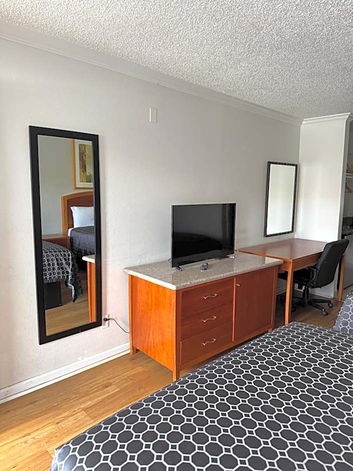 National Inn Garden Grove