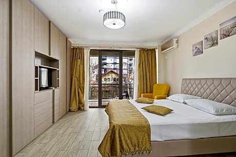 REYNA APART HOTEL