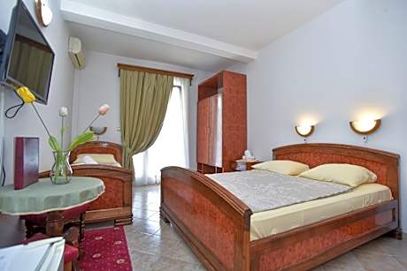 Triple Room with Balcony