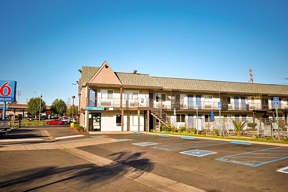 Motel 6-Sacramento, CA - Central