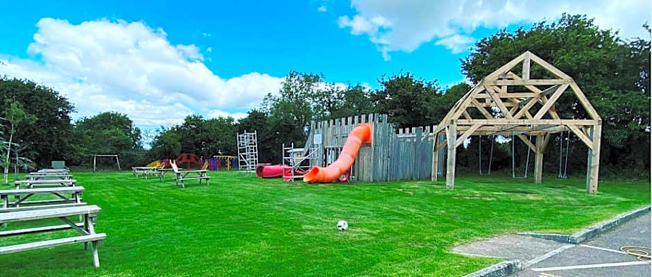 Three Horseshoes Country Inn