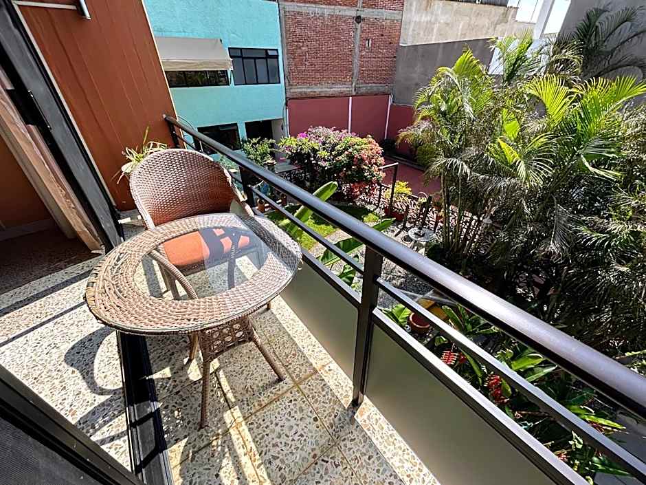 Casa de las Palmas Guest House